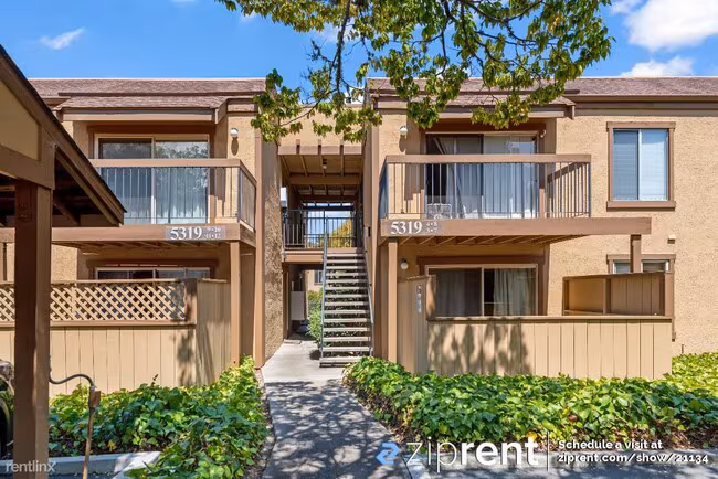 5319 Ridgeview Cir El Sobrante, CA 94803