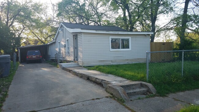 4143 Odessa St Dallas, TX 75212