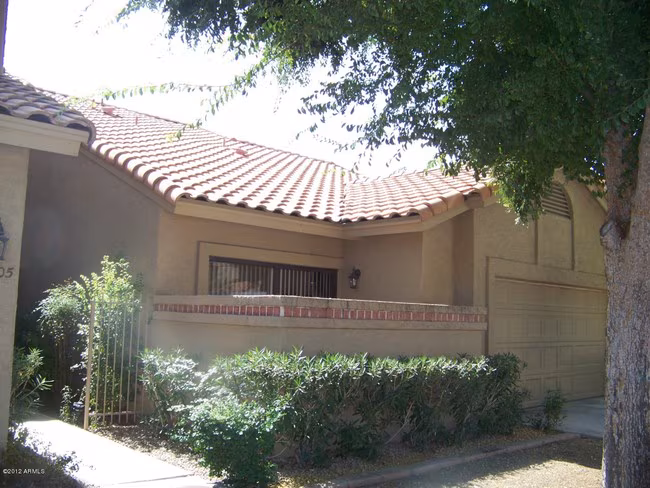 7901 E Joshua Tree Ln Scottsdale, AZ 85250