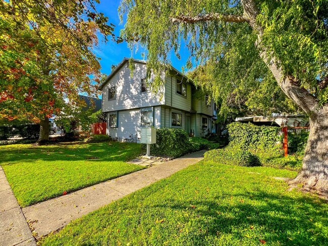 2460 Old Sonoma Rd Napa, CA 94558