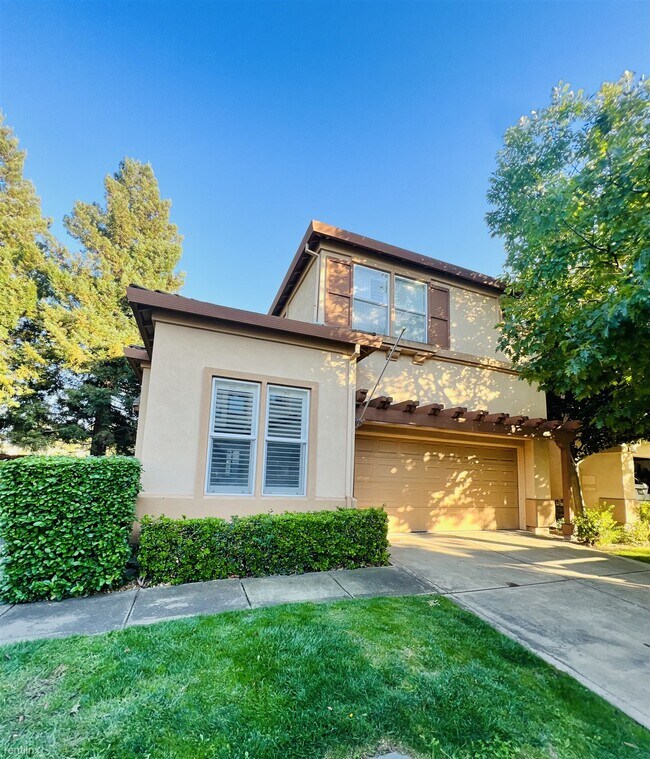 5202 Armani Court