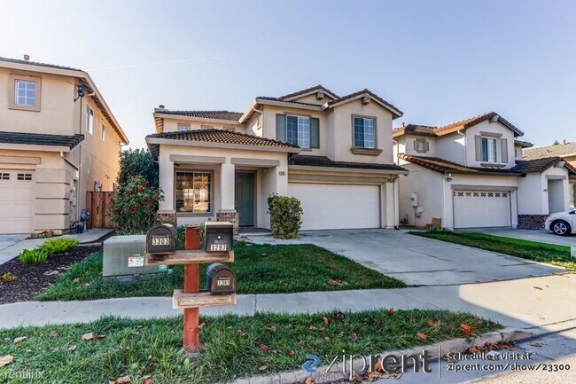 3297 Woodmere Drive