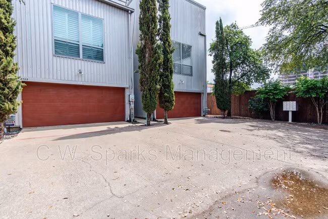 2724 Shelby Ave Dallas, TX 75219