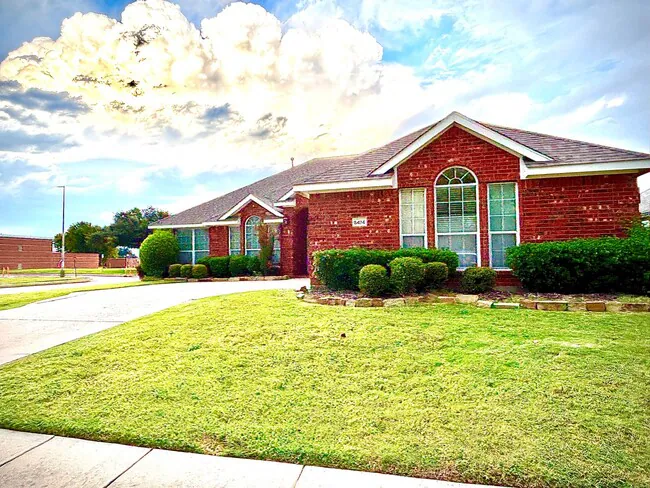 5474 Golfside Dr Frisco, TX 75035