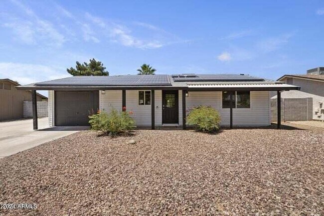 2554 E Villa Rita Dr Phoenix, AZ 85032