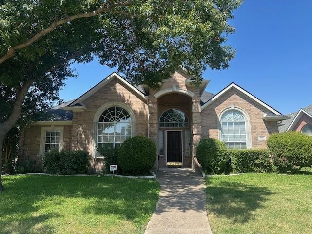 908 Sunningdale
