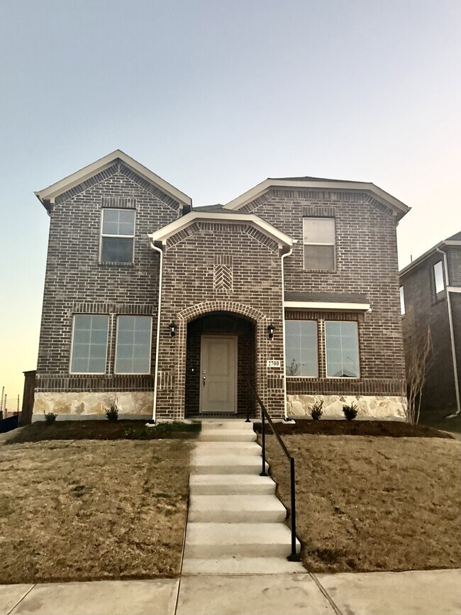 2700 Gladewater Road