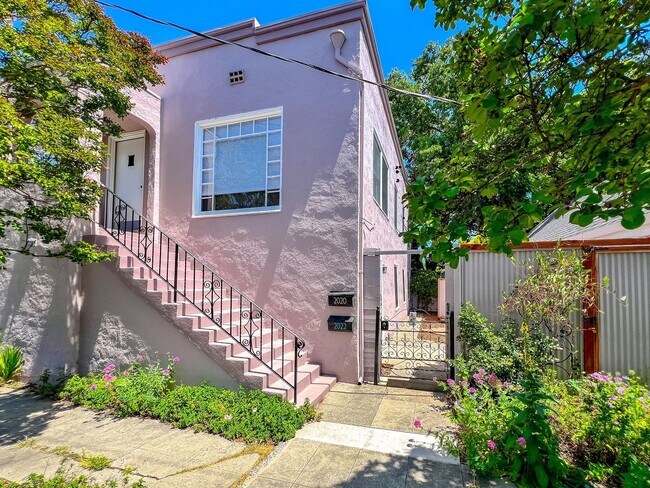 2020-2022 York St Napa, CA 94559