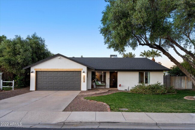 2034 W Pampa Cir Mesa, AZ 85202