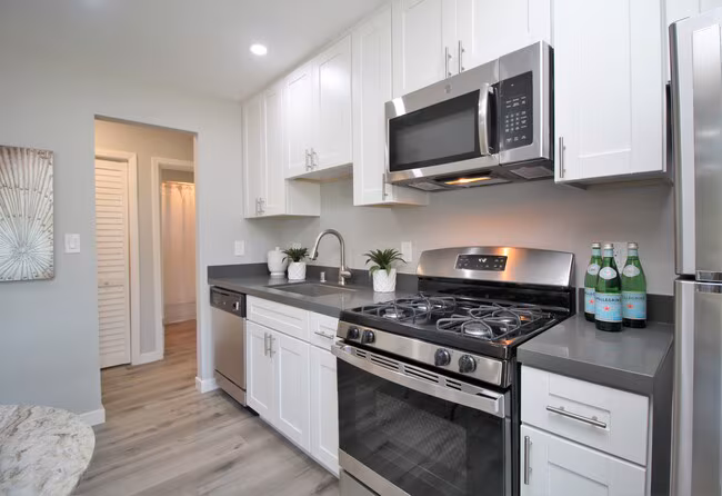 Redwood Creek Apartments