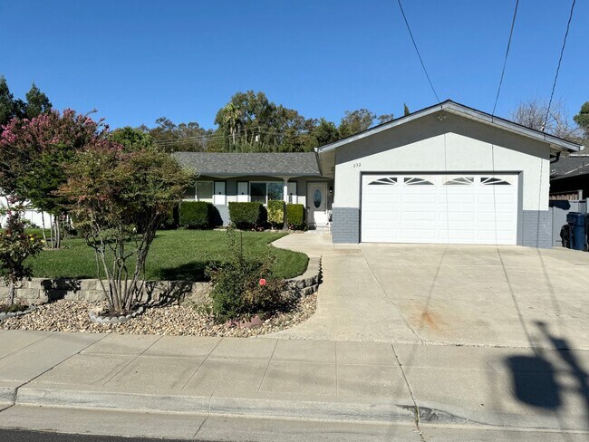 Great Shape Single Family Home in South Livermore