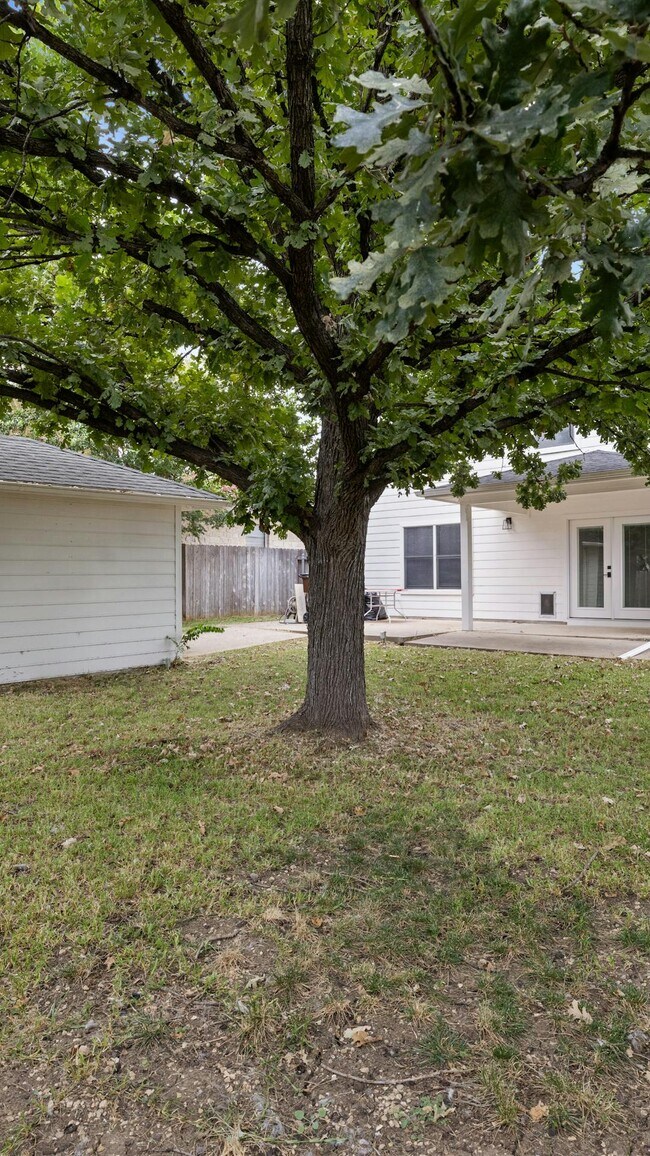 3809 Haleys Way Round Rock, TX 78665