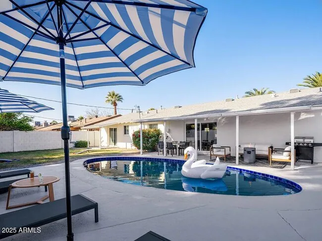 8335 E Hubbell St Scottsdale, AZ 85257