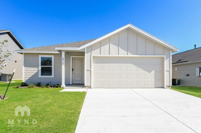 2717 Ctr Crk Ln Fort Worth, TX 76108