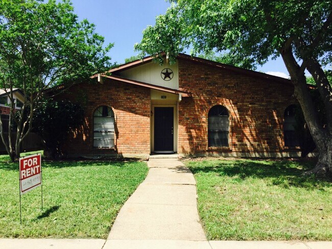 1401 Coffeyville Trail