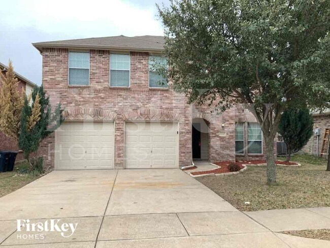 12617 Summerwood Dr Burleson, TX 76028