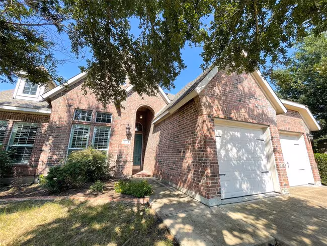 2605 Tumbling River Dr Leander, TX 78641