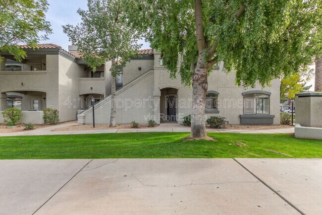 15095 N Thompson Peak Pkwy Scottsdale, AZ 85260