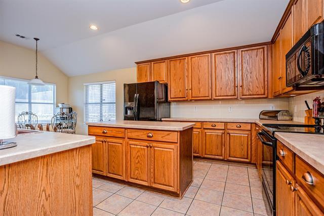 5886 Cliff Ridge Drive