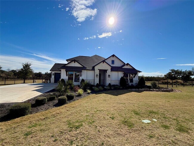 217 Northcrest Dr Liberty Hill, TX 78642