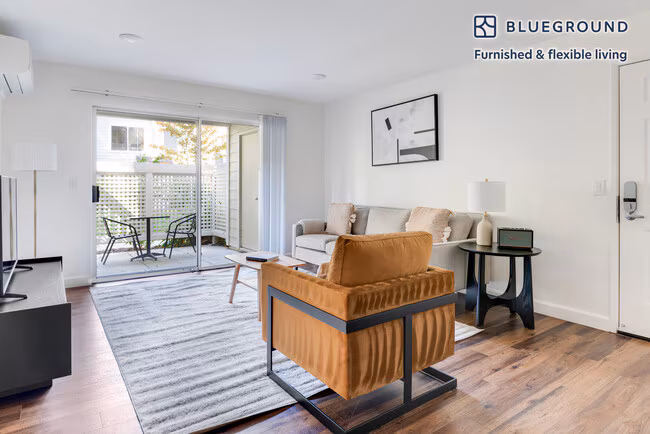 900 Pepper Tree Ln Santa Clara, CA 95051