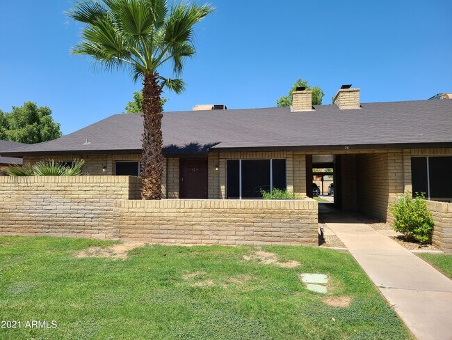 26 W Concorda Dr Tempe, AZ 85282