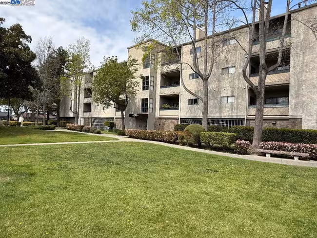 25850 Kay Ave Hayward, CA 94545