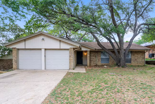 7609 Ripple Creek Ct Fort Worth, TX 76120
