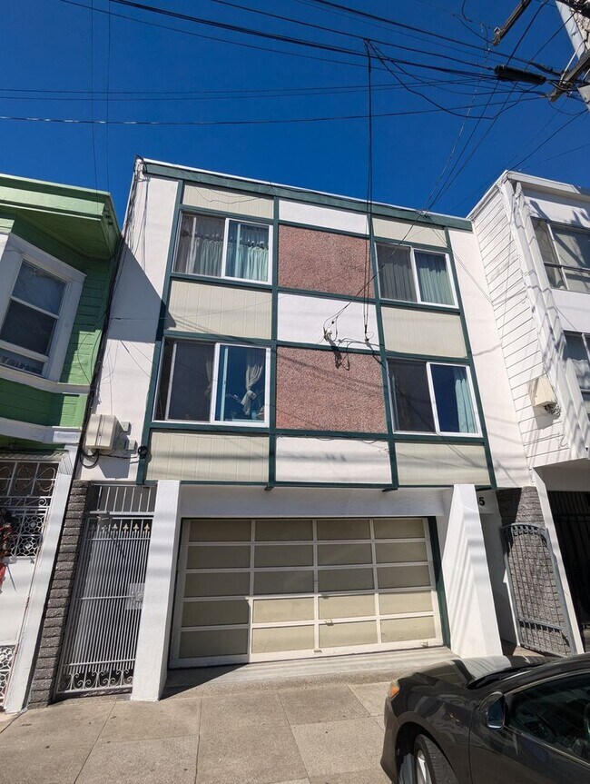 1245 20th Ave San Francisco, CA 94122