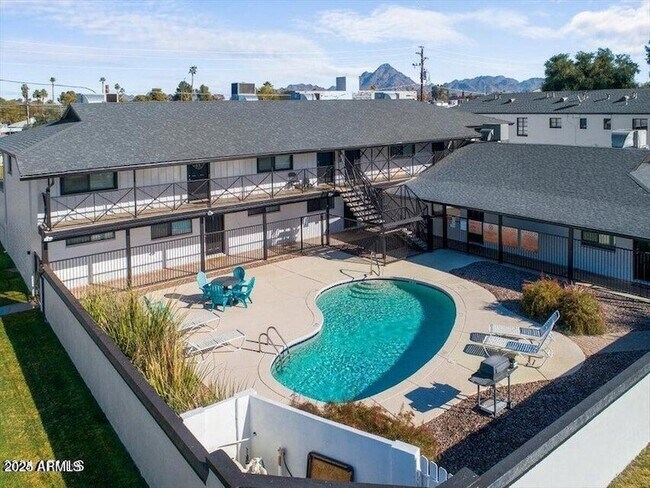 502 E Mariposa St Phoenix, AZ 85012