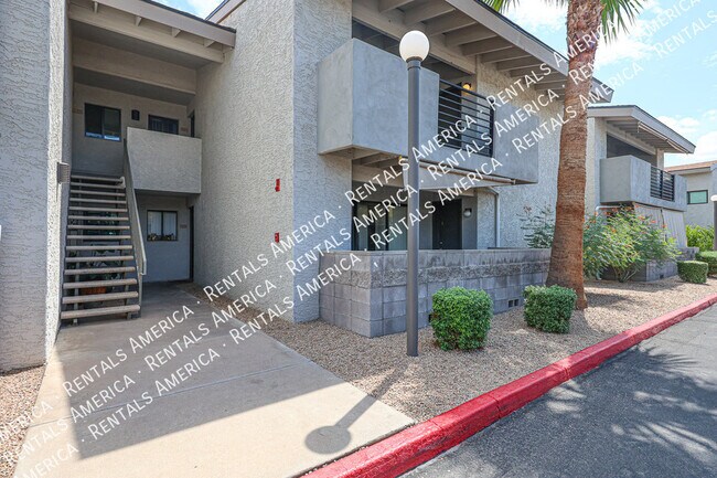 6480 N 82nd St Scottsdale, AZ 85250