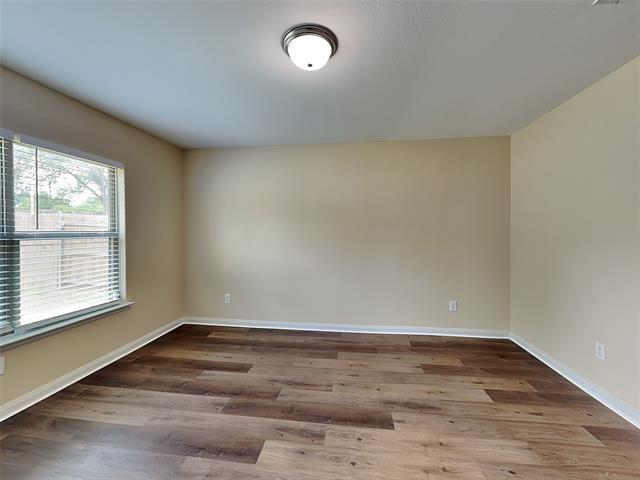 1334 Barrel Dr Dallas, TX 75253