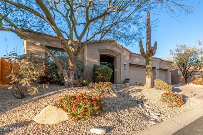 10602 E BLANCHE Drive