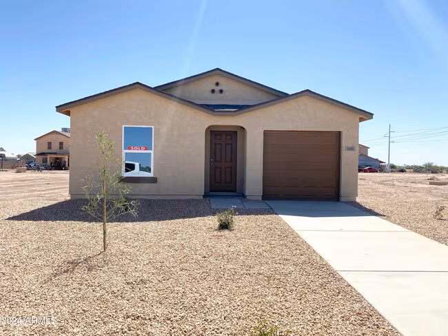 16001 S Bentley Dr Arizona City, AZ 85123