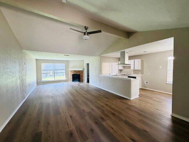 3304 Hanover Dr Arlington, TX 76014