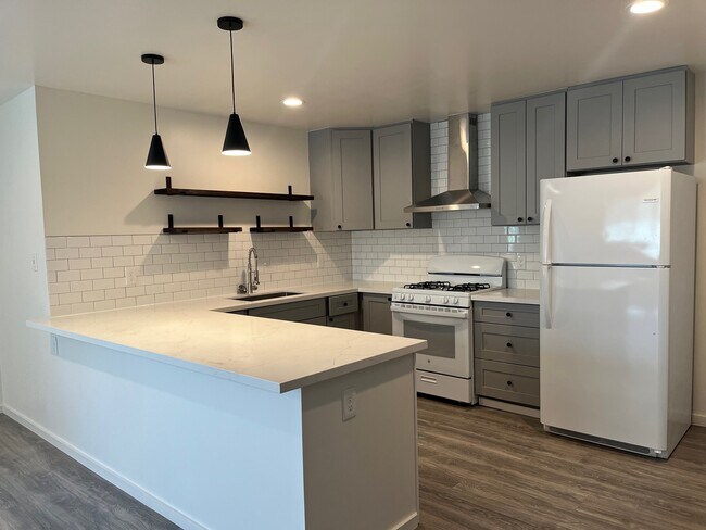 316 Hardister Dr Cloverdale, CA 95425