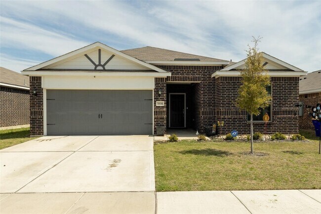 1938 Madison Dr Seagoville, TX 75159