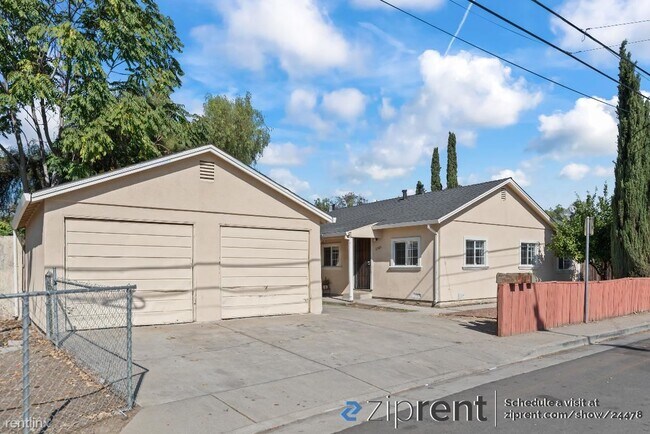 2383 Summer Street
