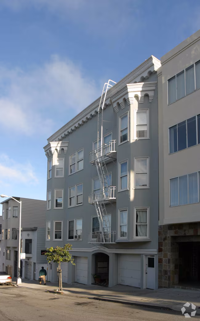 1260 Broadway Street