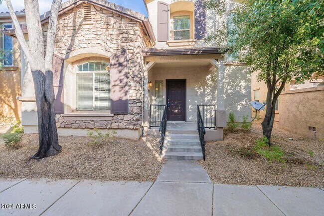 3653 W BRYCE Court