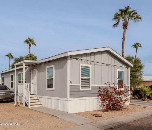 625 W McKellips Rd Mesa, AZ 85201
