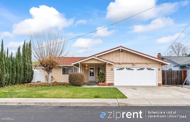 7411 Newcastle Lane
