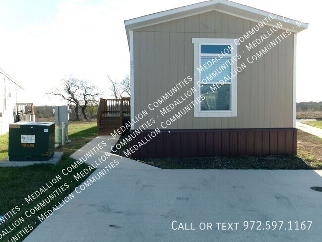 291 Leaf Ln New Braunfels, TX 78130