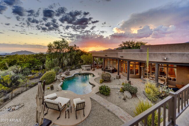 10989 E Taos Dr Scottsdale, AZ 85262