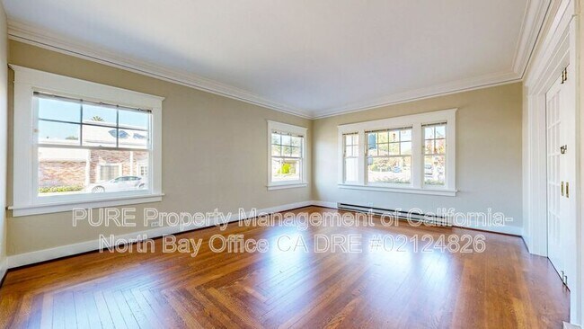 625 Humboldt St Santa Rosa, CA 95404