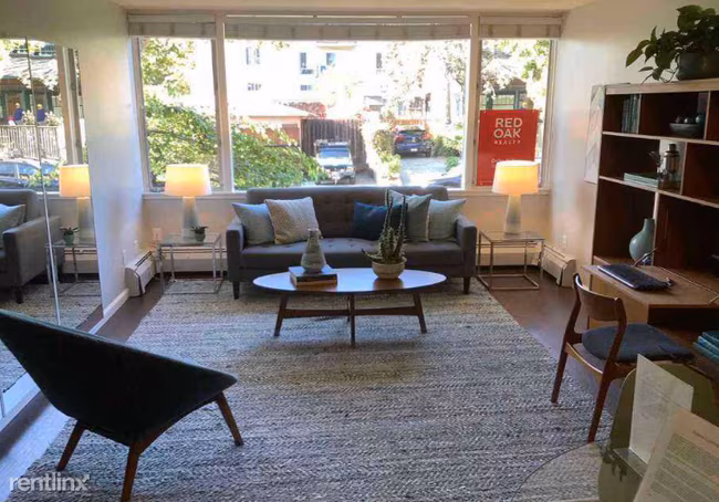 Mark Twain Condominium
