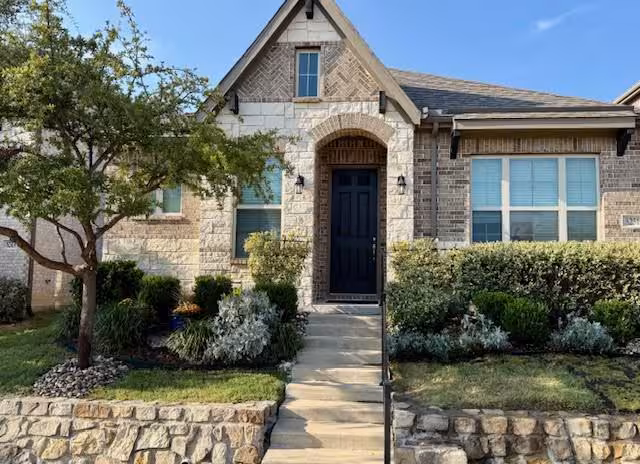 8251 Agarito Way Dallas, TX 75252