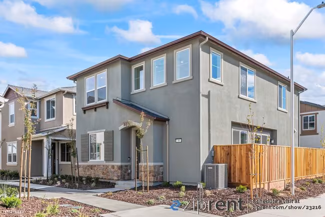 30 Cypress Court