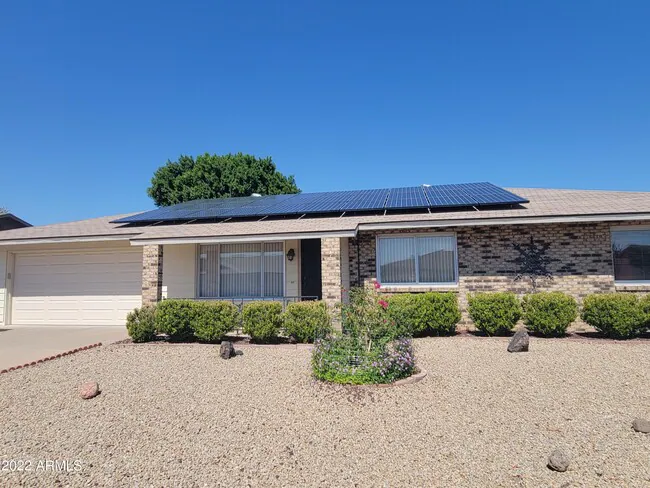 9714 W Hawthorn Ct Sun City, AZ 85351