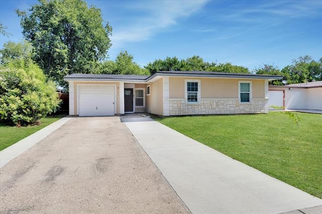 2509 Avenel Dr Farmers Branch, TX 75234